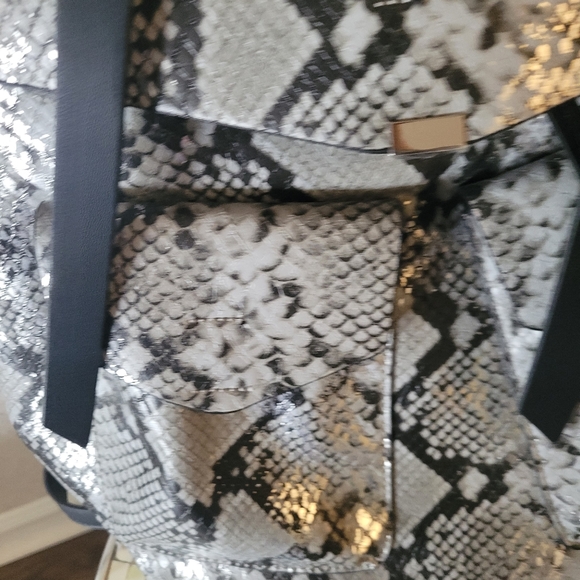 Backpag - Picture 2 of 5